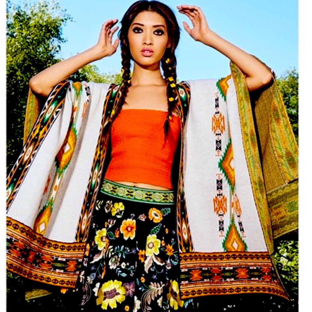 Alice + Olivia Kamala Boho Print Jacquard Poncho Sweater Shawl